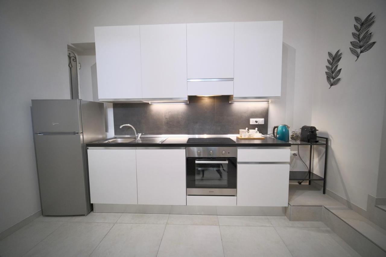 Appartamento Moderno ❴ 300 Mt. Da Porta Nuova ❵ Torino Exterior foto
